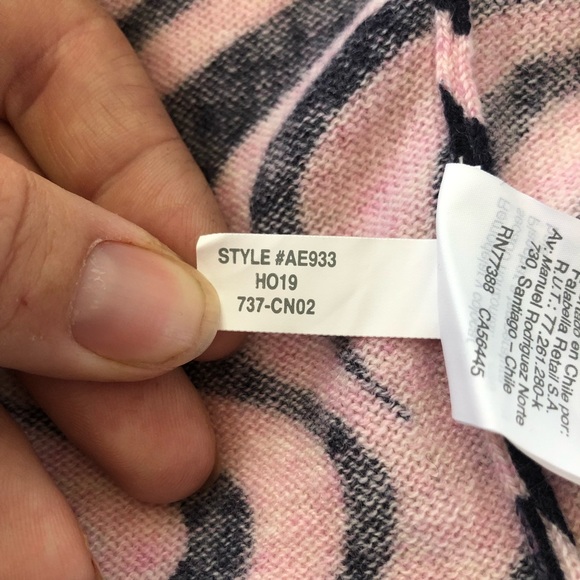 J. CREW • Like New 100% Cashmere Pink and Navy Zebra Striped Pullover Sweater - Picture 4 of 14